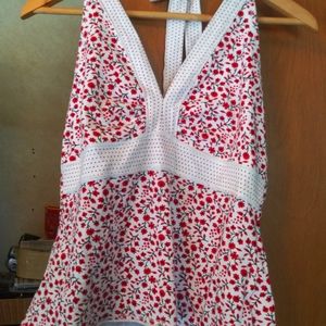 SO floral halter top. Size XL